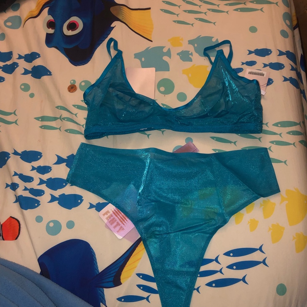 fenty underwear set. 
#fentybeauty 
#savagefenty